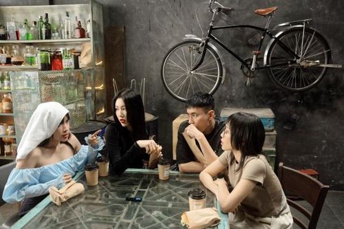 Bi hài chuyện đặt tên phim
