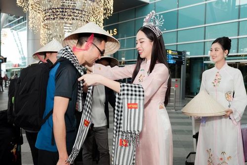 Hoa hậu Thanh Thủy quảng bá vẻ đẹp truyền thống Việt Nam tới du khách Nhật Bản