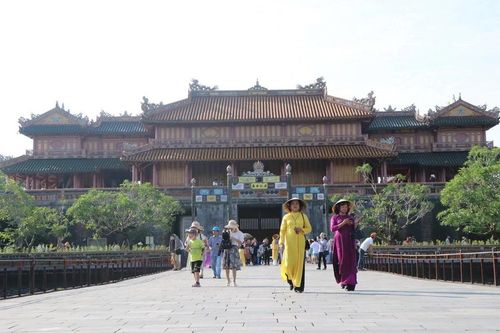 Thừa Thiên-Huế: Xây dựng sản phẩm du lịch cung đình đẳng cấp phục vụ du khách