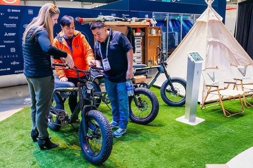 VinFast ra mắt thị trường Mỹ xe đạp điện DrgnFly, giá 2.800 USD