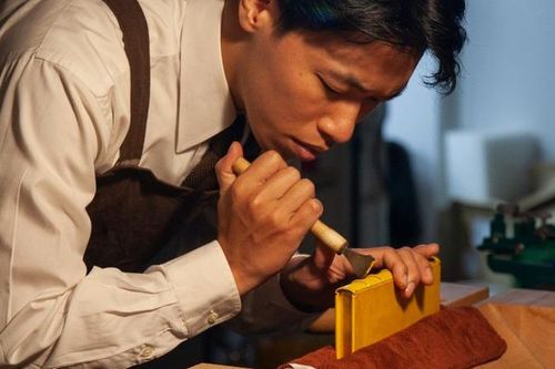 Tìm hiểu về nghệ thuật đóng sách thủ công