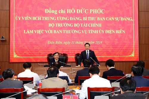 Bộ trưởng Bộ Tài chính Hồ Đức Phớc làm việc tại tỉnh Điện Biên