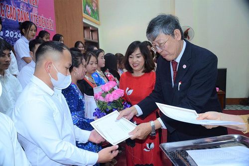 33 sinh viên hoàn thành đào tạo tiếng Nhật trình độ N5