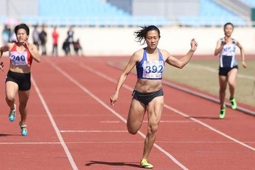 Đi tìm quy định chuyển nhượng điền kinh phù hợp