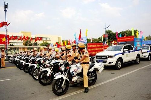 Huyện Bình Chánh phát động ra quân Năm An toàn giao thông 2024