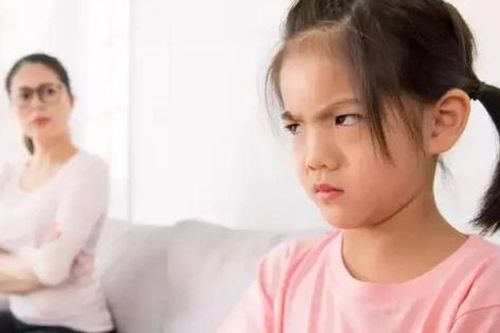6 hành vi của trẻ từ thuở nhỏ gây tác hại cực lớn cho tương lai, cha mẹ cần uốn nắn ngay kẻo hối không kịp