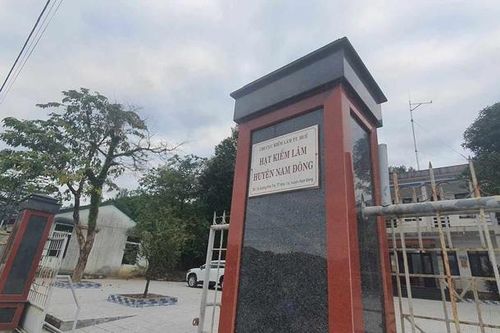Bắt một cán bộ kiểm lâm liên quan đến vụ vận chuyển lâm sản