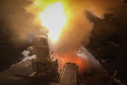 Liên minh quốc tế bắt đầu chiến dịch tấn công lực lượng Houthi