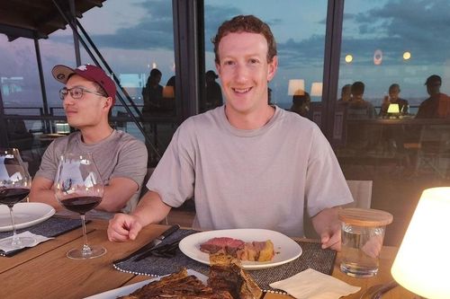 Mark Zuckerberg nuôi bò