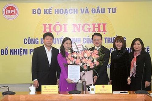 Bổ nhiệm Phó Tổng cục trưởng, Cục trưởng, Vụ trưởng, Phó Chánh Văn phòng 5 Bộ, Tổng cục