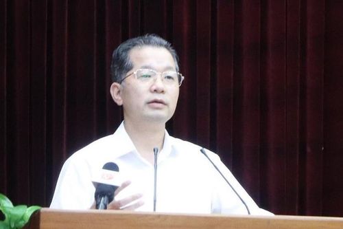 Phải có khát vọng cống hiến