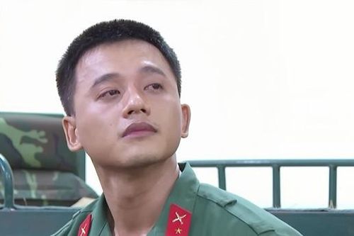 Mai Tài Phến khóc nghẹn trên sóng truyền hình khi kể về bố