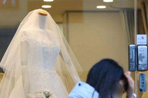 Tại sao khoảng 800.000 đàn ông Hàn Quốc không thể kết hôn với phụ nữ nước này?