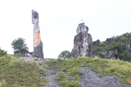 Thanh Hóa triển khai Dự án chống sét cho di tích Hòn Vọng Phu