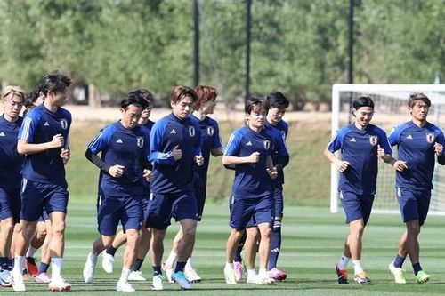 Asian Cup 2023: Nhật Bản phô trương lực lượng trước trận gặp tuyển Việt Nam