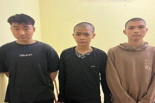 Hà Nội: Bắt giữ nhóm đối tượng lưu hành tiền giả