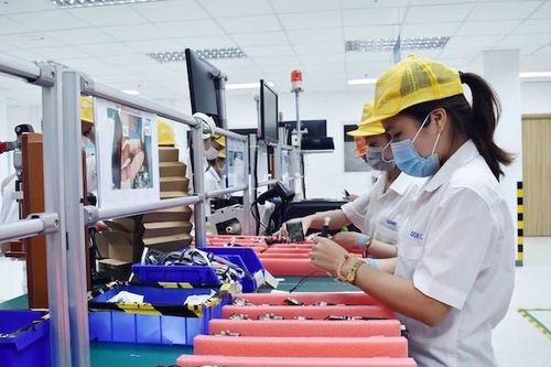 Sản xuất, xuất khẩu qua vùng đáy nhưng còn nhiều khó khăn