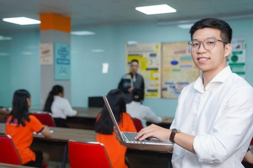 Ngành Digital Marketing 'phóng đổ' tim Gen Z thời đại số