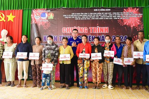 Tổ chức Chương trình 'Xuân tình nguyện' năm 2024 ở huyện Tri Tôn