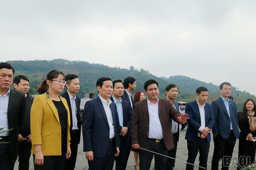 Đoàn công tác VCCI khảo sát khu kinh tế cửa khẩu Lào Cai
