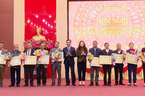 Thanh Ba: Biểu dương, khen thưởng các tập thể, cá nhân tiêu biểu trong phong trào xây dựng Nông thôn mới