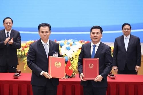 Hợp tác phát triển hạ tầng thương mại biên giới Việt Nam - Lào