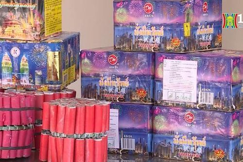 Đấu tranh với tội phạm buôn bán hàng cấm dịp cuối năm