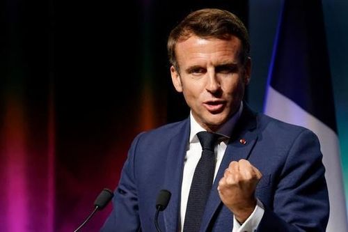 Tổng thống Pháp Emmanuel Macron tiến hành cải tổ nội các