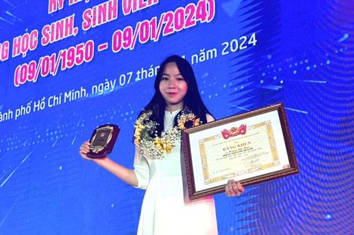 Hoàng Bảo Ngọc - gương sáng 'Học sinh 3 tốt' cấp Trung ương