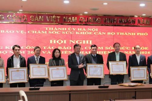 Nâng cao chất lượng khám, tư vấn, chăm sóc sức khỏe cán bộ