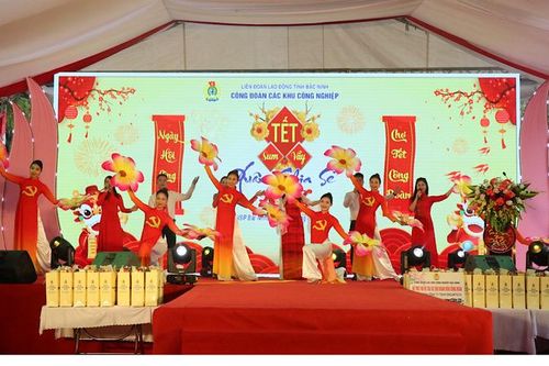Bắc Ninh tổ chức nhiều hoạt động chăm lo Tết cho công nhân lao động