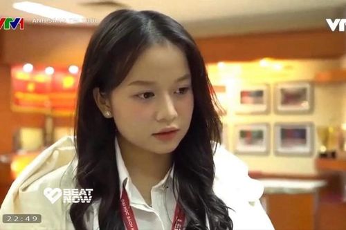 Lên sóng VTV1, gái xinh trường Bách Khoa được mệnh danh 'vẻ đẹp tri thức'