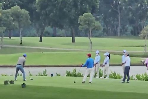 Cho thôi chức Giám đốc Sở NN&PTNT tỉnh Bắc Ninh chơi golf trong giờ hành chính