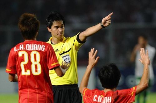 Danh tính trọng tài bắt trận Việt Nam - Nhật Bản ở Asian Cup