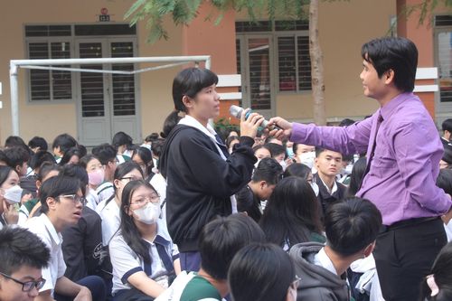 Chương trình 'Chắp cánh ước mơ' đến với hơn 1.500 học sinh TPHCM