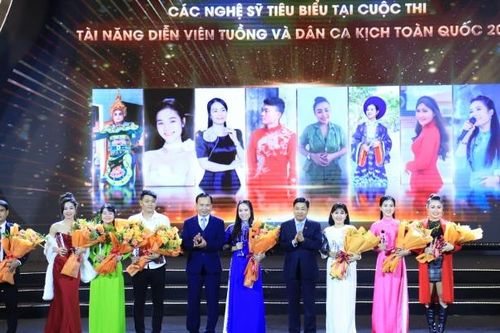 Gần 100 nghệ sĩ, diễn viên được vinh danh là nghệ sĩ tiêu biểu năm 2023
