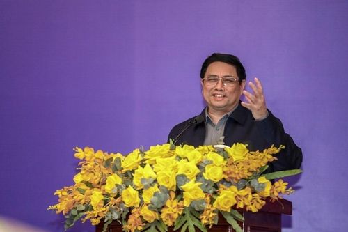Thủ tướng: Ngành Điện 'đã biến không thành có, biến khó thành dễ, biến không thể thành có thể'
