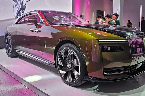 Xe siêu sang thuần điện Rolls-Royce Spectre đến Việt Nam, giá từ 18 tỷ đồng