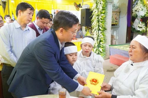 Thăng cấp bậc hàm cho Phó Trưởng Công an phường hy sinh khi làm nhiệm vụ