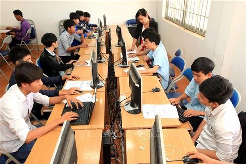 Bình Phước: Phát triển nguồn nhân lực vùng đồng bào dân tộc thiểu số