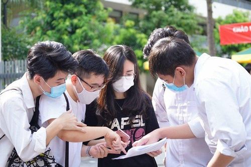 Nhiều trường đại học top đầu không còn 'mặn mà' xét tuyển bằng học bạ