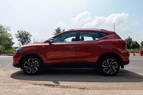 'Kẻ hủy diệt' Hyundai Creta với thiết kế ấn tượng, động cơ tăng áp, giá hơn 280 triệu đồng