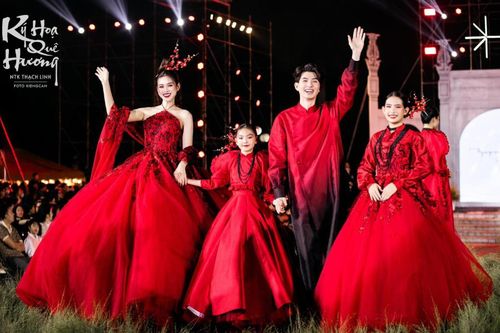 Model Teen Trần Bảo Châu: Một năm khuấy đảo sàn diễn trong nước và quốc tế