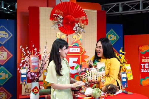 Shopee 'khuấy đảo' với chuỗi livestream Tết, dẫn đầu xu hướng mua sắm - giải trí