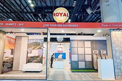 Nợ phình to, Royal Invest JSC sắp chào sàn HoSE với giá 15.000 đồng/cổ phiếu