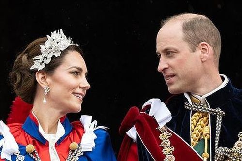 Những bức ảnh 'hơn vạn lời nói' cho thấy tình yêu thương của William dành cho Kate, sự dịu dàng không từ nào tả hết
