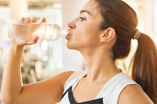 5 mẹo giảm cân không cần ăn kiêng, tập luyện