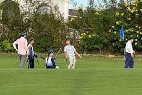 Bắc Ninh: Cho thôi chức vụ đối với Giám đốc Sở NN&PTNT đi chơi golf trong giờ hành chính