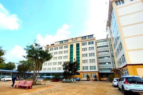 Bệnh viện hơn 200 tỷ đồng 'đắp chiếu', yêu cầu kiểm điểm nhiều tổ chức