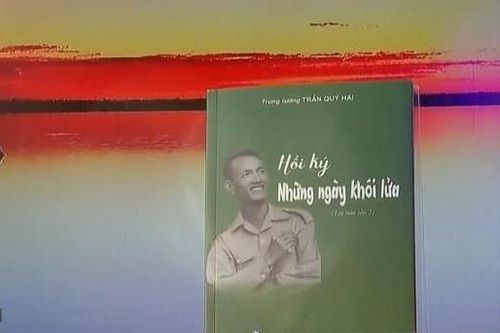 Hồi ký 'Những ngày khói lửa'